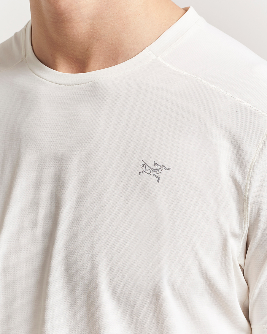 Herre | T-Shirts | Arc'teryx | Cormac Crew Neck T-Shirt Arctic Silk Heather