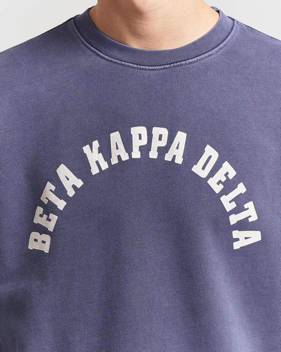 Herre | Gensere | GANT 240 Mulberry Street | Graphic Crew Neck Sweatshirt Dusty Blue Sea