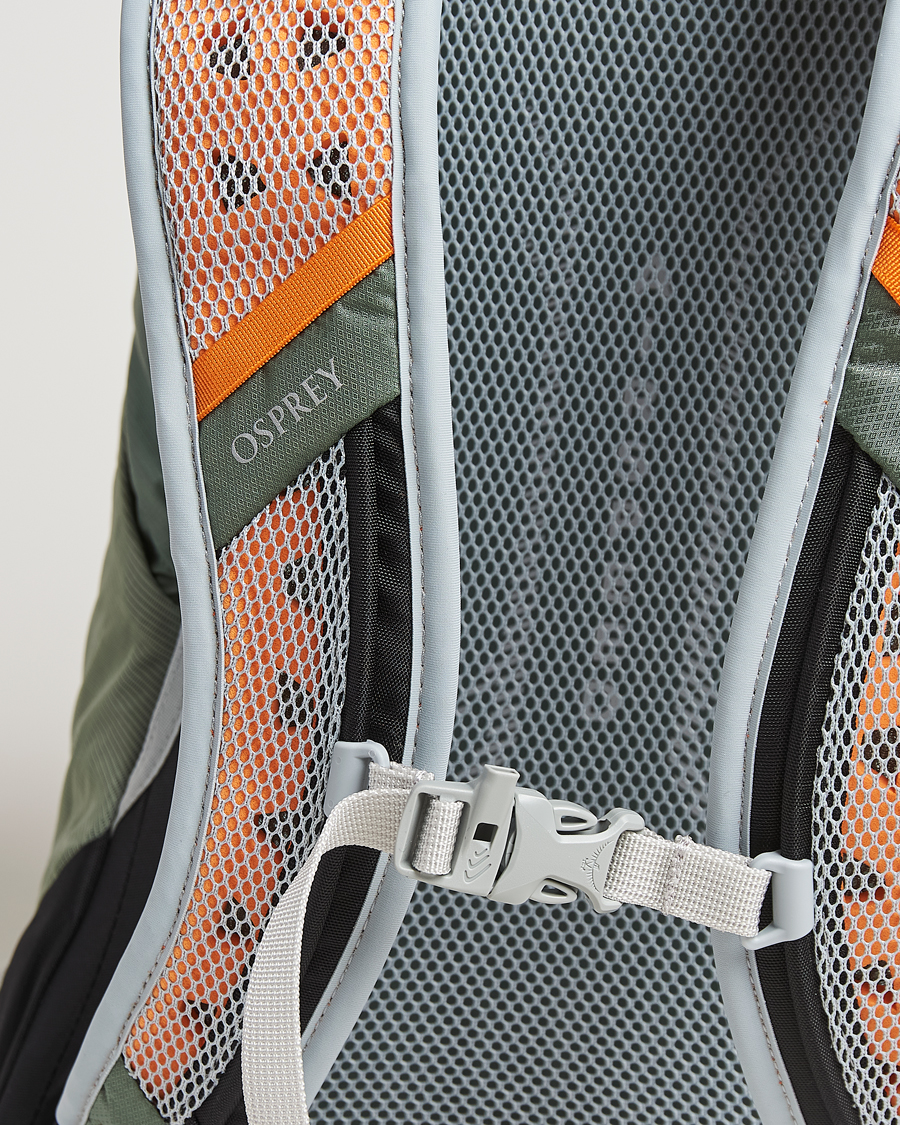 Herre | Vesker | Osprey | HikeLite 26 Pine Leaf Green
