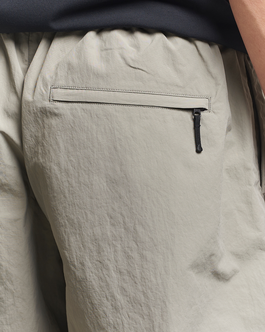 Herre | Shorts | Goldwin | Nylon Shorts Moon Mist