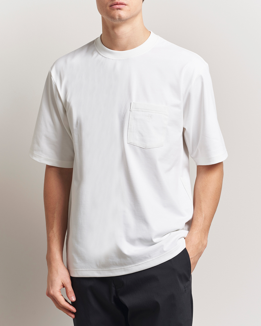 Herre | T-Shirts | Goldwin | Oversize Pocket T-Shirt White