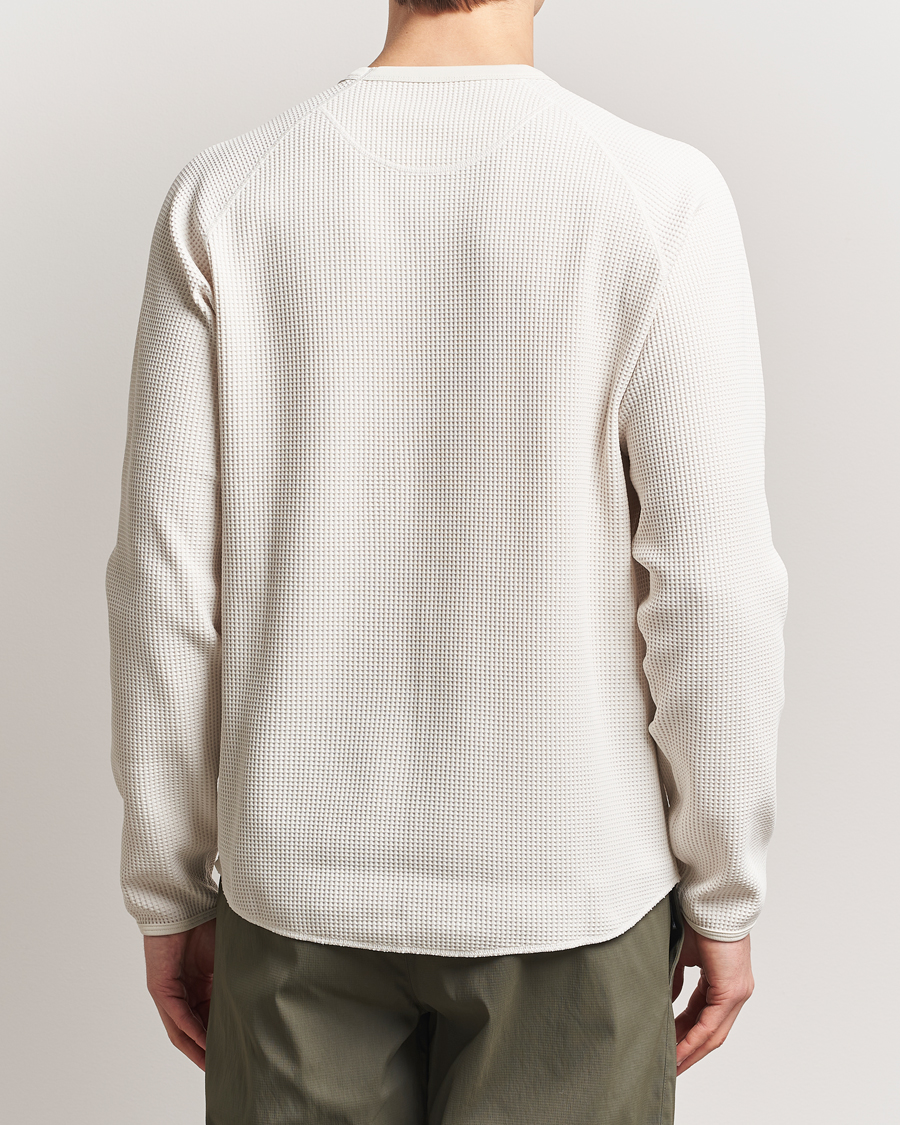 Herre | T-Shirts | Goldwin | WF Light Long Sleeve T-Shirt Ivory