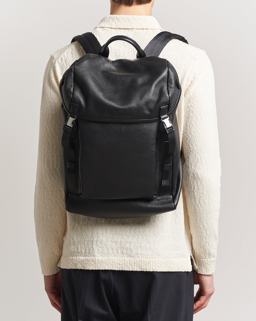 Herre | Vesker | Tiger of Sweden | Baha Leather Backpack Black