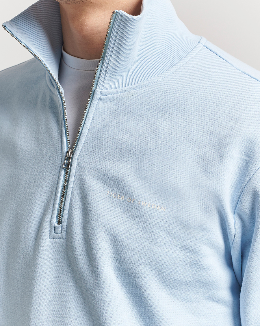 Herre | Gensere | Tiger of Sweden | Marlon Half Zip Sweatshirt Light Blue