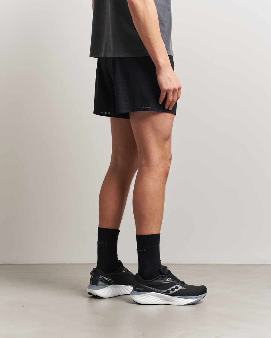 Herre | Sneakers | Saucony | Triumph 22 Black/White