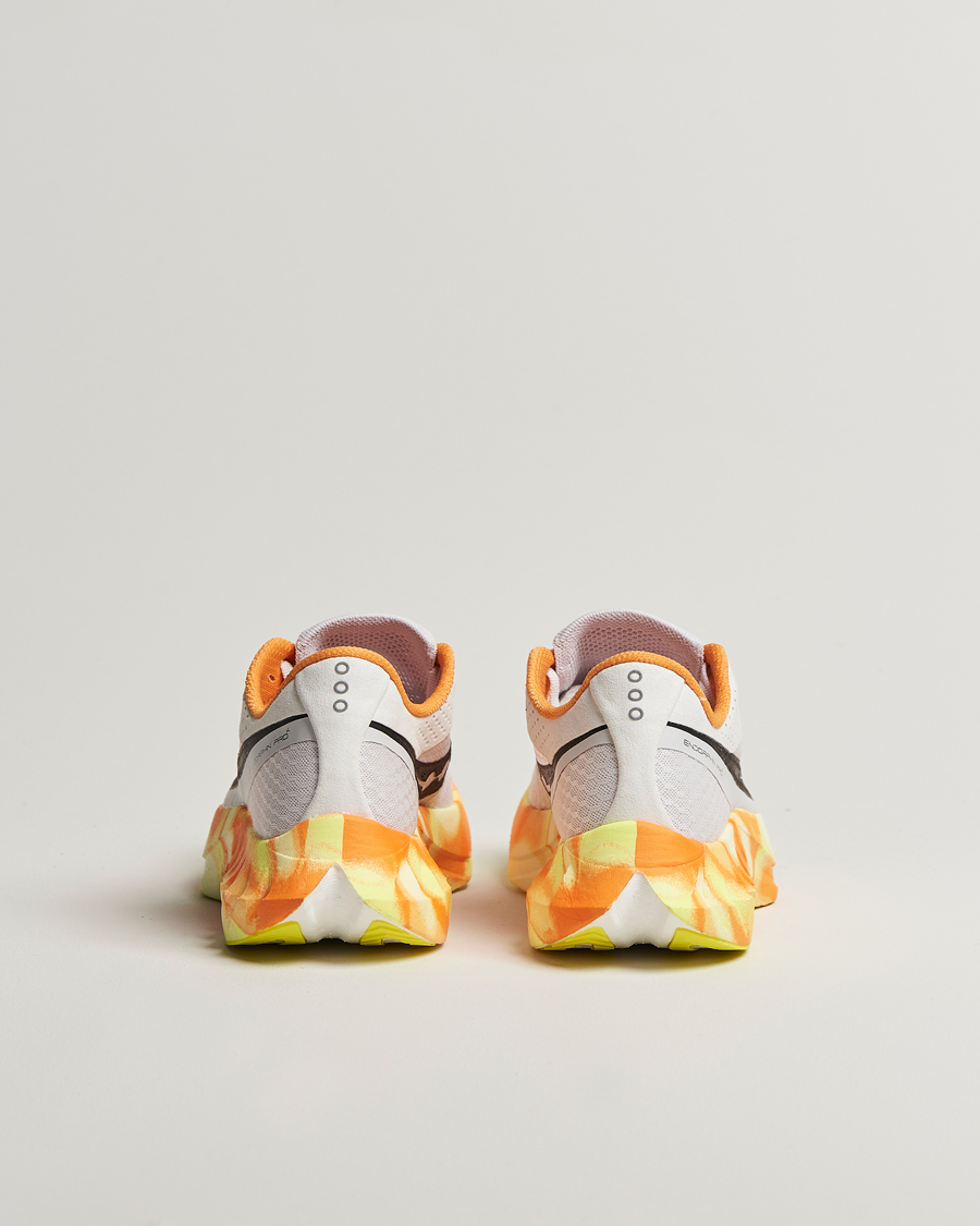 Herre | Sneakers | Saucony | Endorphin Pro 4 Fog/Peel