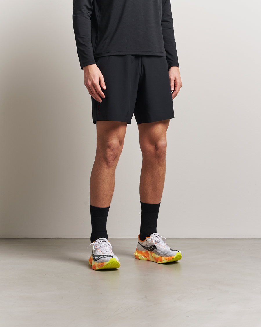 Herre | Sneakers | Saucony | Endorphin Pro 4 Fog/Peel