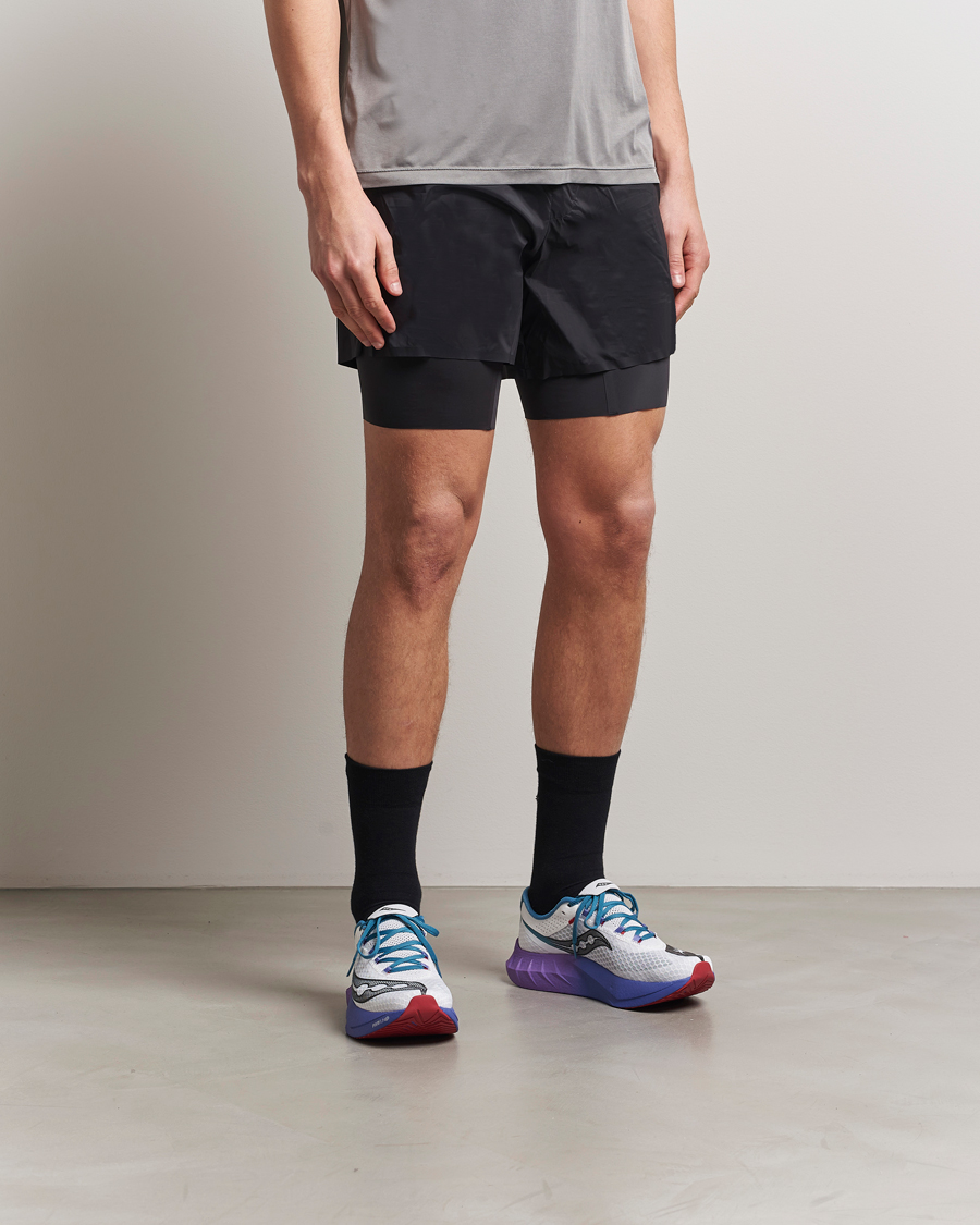 Herre | Sneakers | Saucony | Endorphin Pro 4 White/Shadow