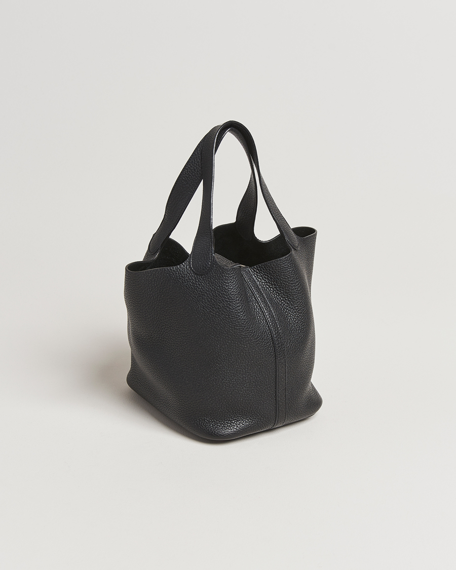 Herre | Gifts for Her | Hermès Pre-Owned | Picotin Lock 22 Taurillon Clemence Leather Black