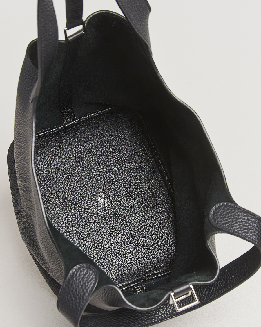 Herre | Gifts for Her | Hermès Pre-Owned | Picotin Lock 22 Taurillon Clemence Leather Black