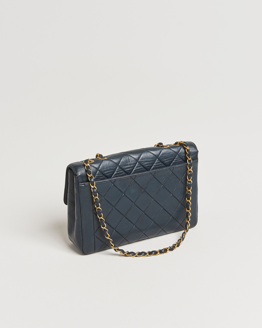 Herre | Pre-Owned & Vintage Bags | Chanel Pre-Owned | Classic Medium Single Flap Bag Lambskin Navy