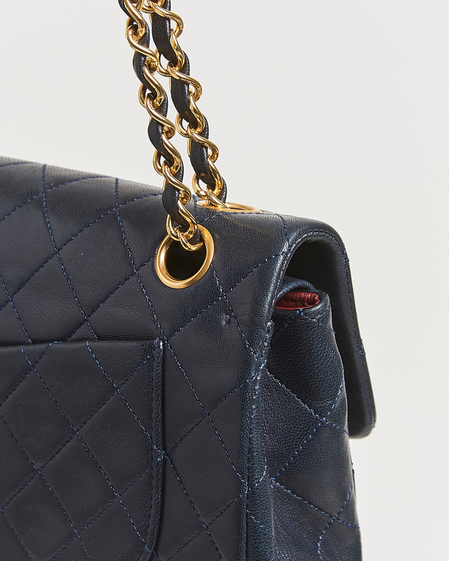 Herre | Gifts for Her | Chanel Pre-Owned | Classic Small Double Flap Bag Lambskin Navy