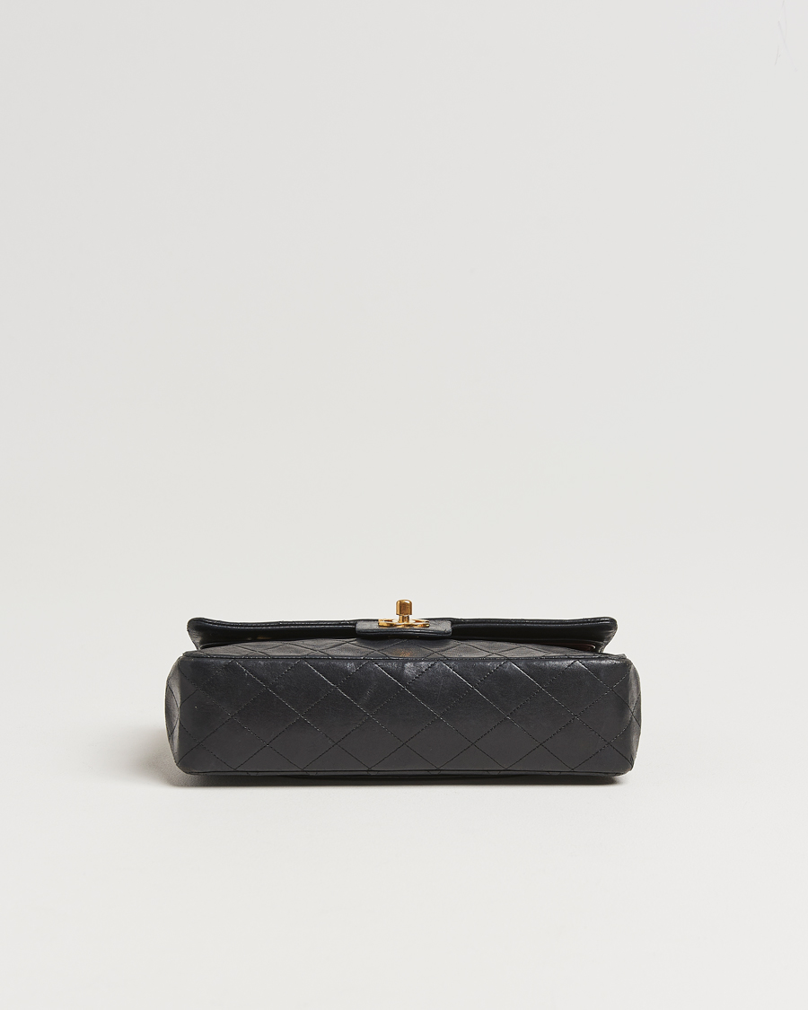 Herre | Chanel Pre-Owned Classic Medium Double Flap Bag Lambskin Black | Chanel Pre-Owned | Classic Medium Double Flap Bag Lambskin Black