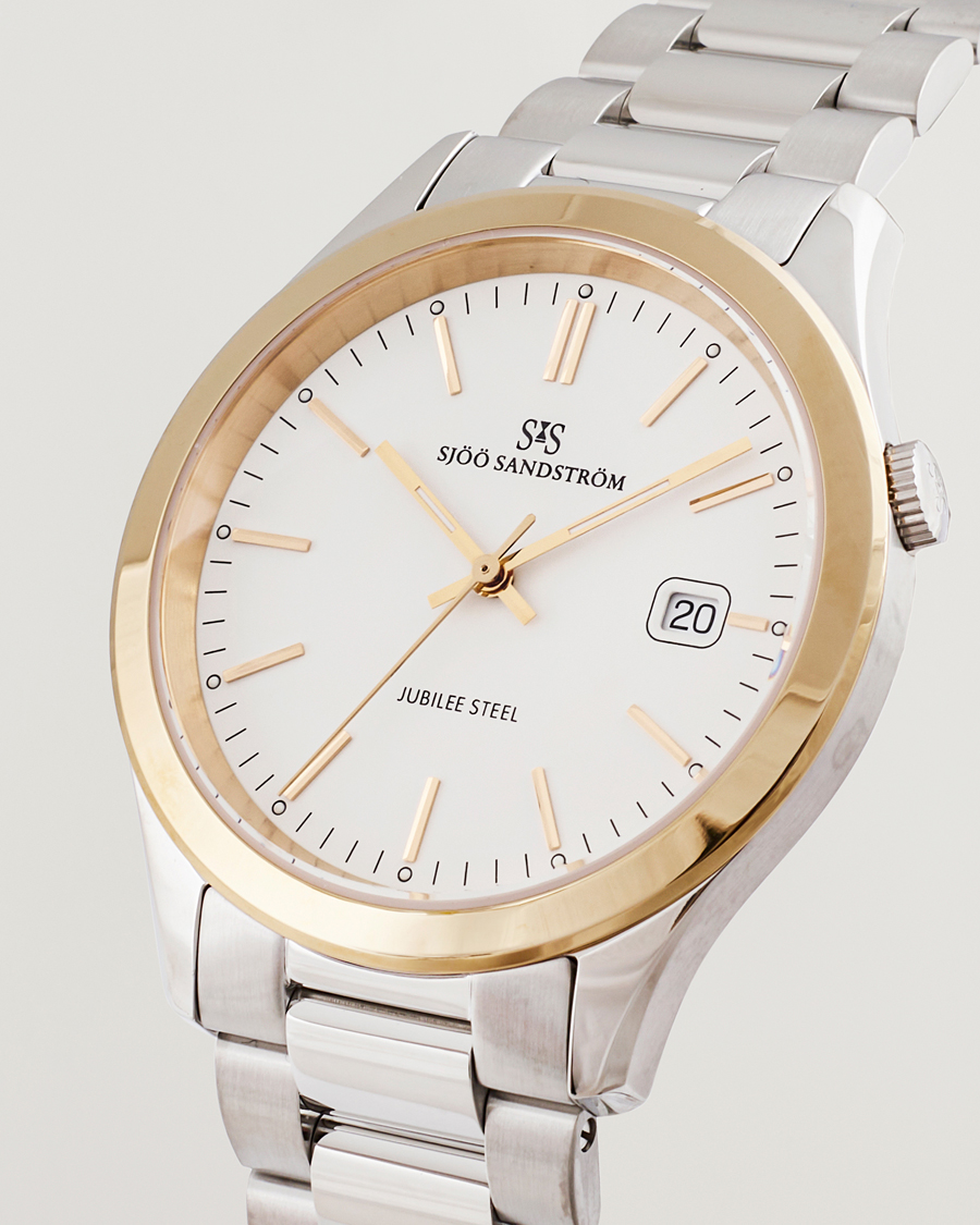 Herre | Sjöö Sandström Jubilee Steel Quartz 40mm Gold Bezel White/Steel | Sjöö Sandström | Jubilee Steel Quartz 40mm Gold Bezel White/Steel