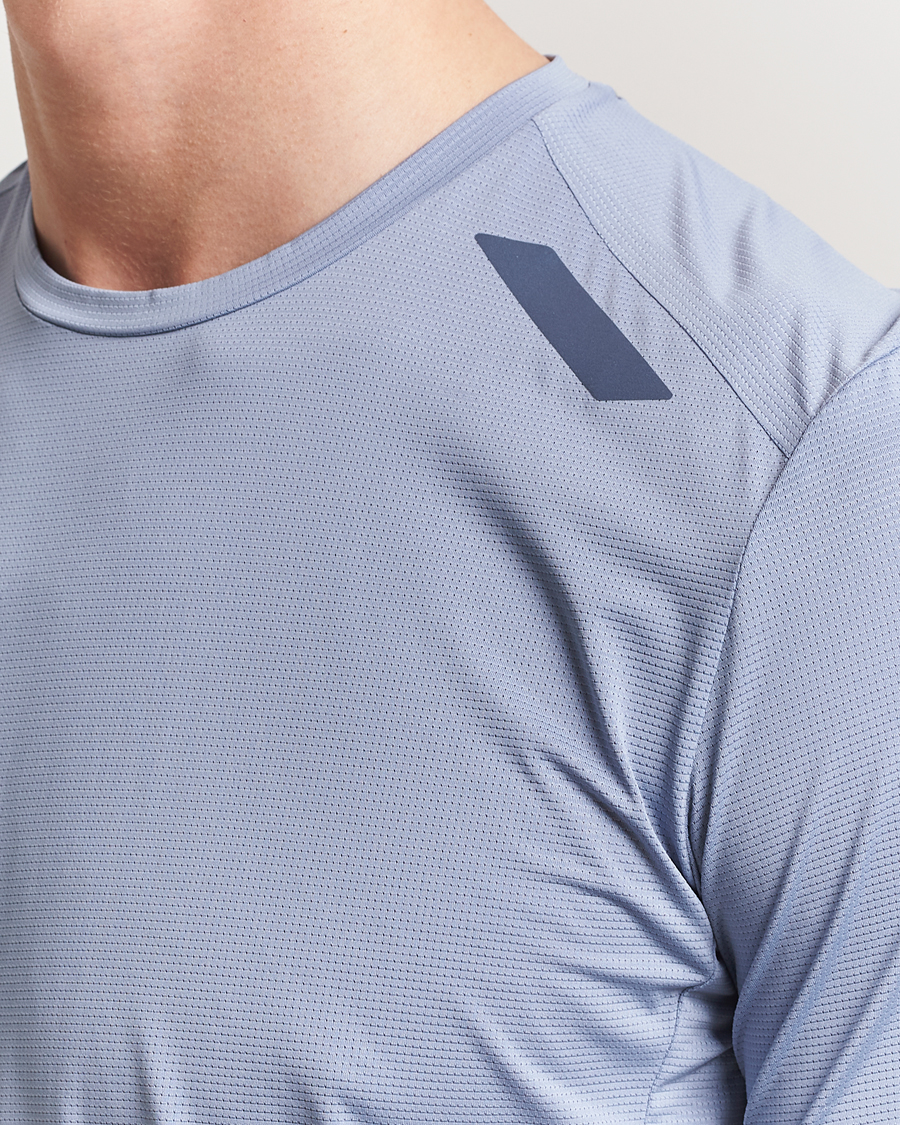 Herre | T-Shirts | SOAR Running | Tech Tee Tempest
