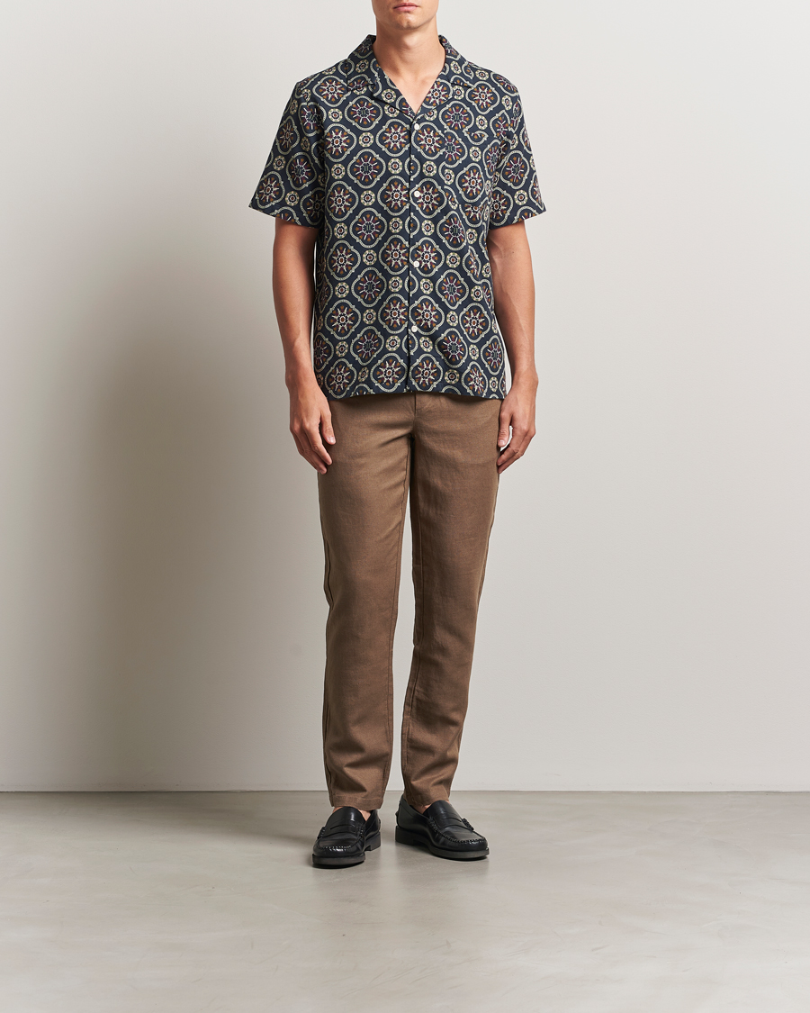 Herre | Skjorter | LES DEUX | Lucas AOP Tapestry Shirt Dark Navy