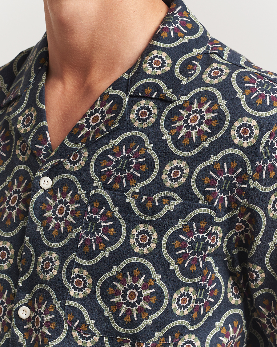 Herre | Skjorter | LES DEUX | Lucas AOP Tapestry Shirt Dark Navy