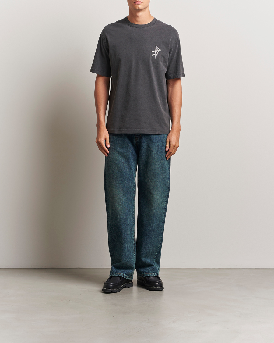 Herre | T-Shirts | Samsøe Samsøe | Printed Lily Crew Neck T-Shirt Washed Black