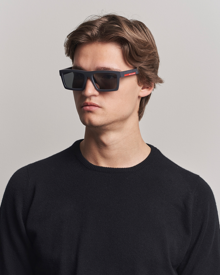 Herre | Solbriller | Prada Linea Rossa | 0PS A07S Sunglasses Grey/Black