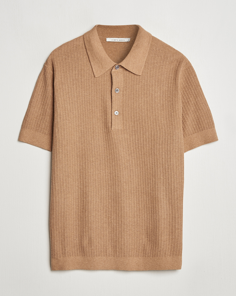 Herre | Gensere | A Day's March | Aspen Structure Short Sleeve Polo Camel