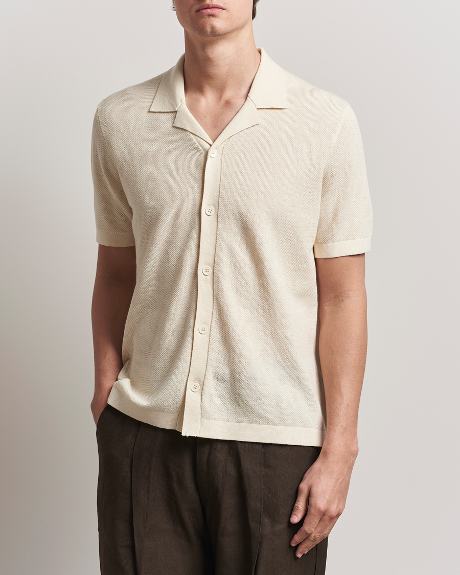 Herre | Gensere | A Day's March | Yamu Structure Short Sleeve Off White