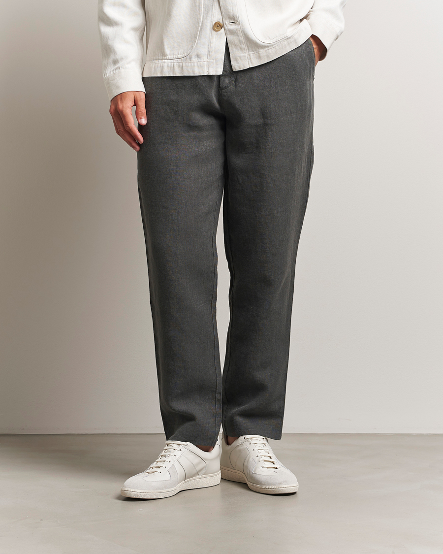 Herre | Bukser | A Day's March | Madu Linen Trousers Olive