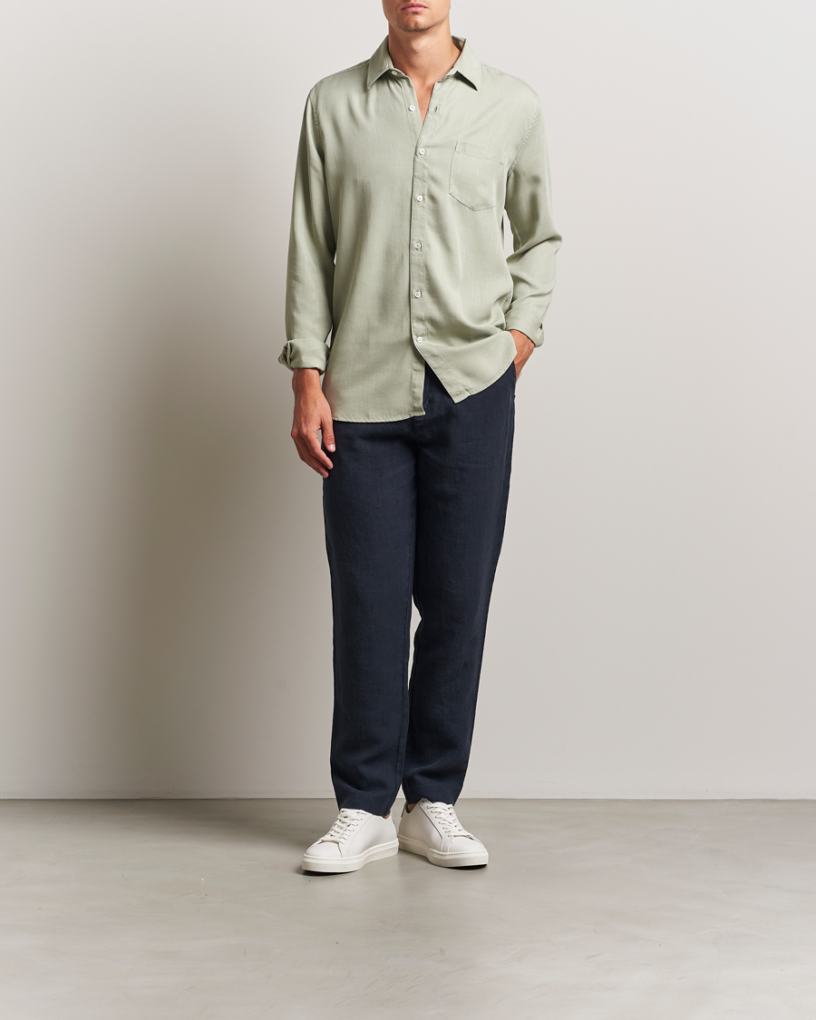 Herre | Bukser | A Day's March | Madu Linen Trousers Navy