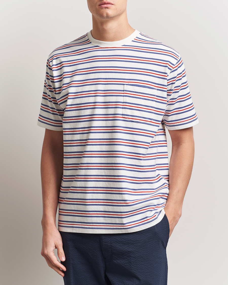 Herre | T-Shirts | BEAMS PLUS | Short Sleeve T-Shirt Blue/Red Stripe