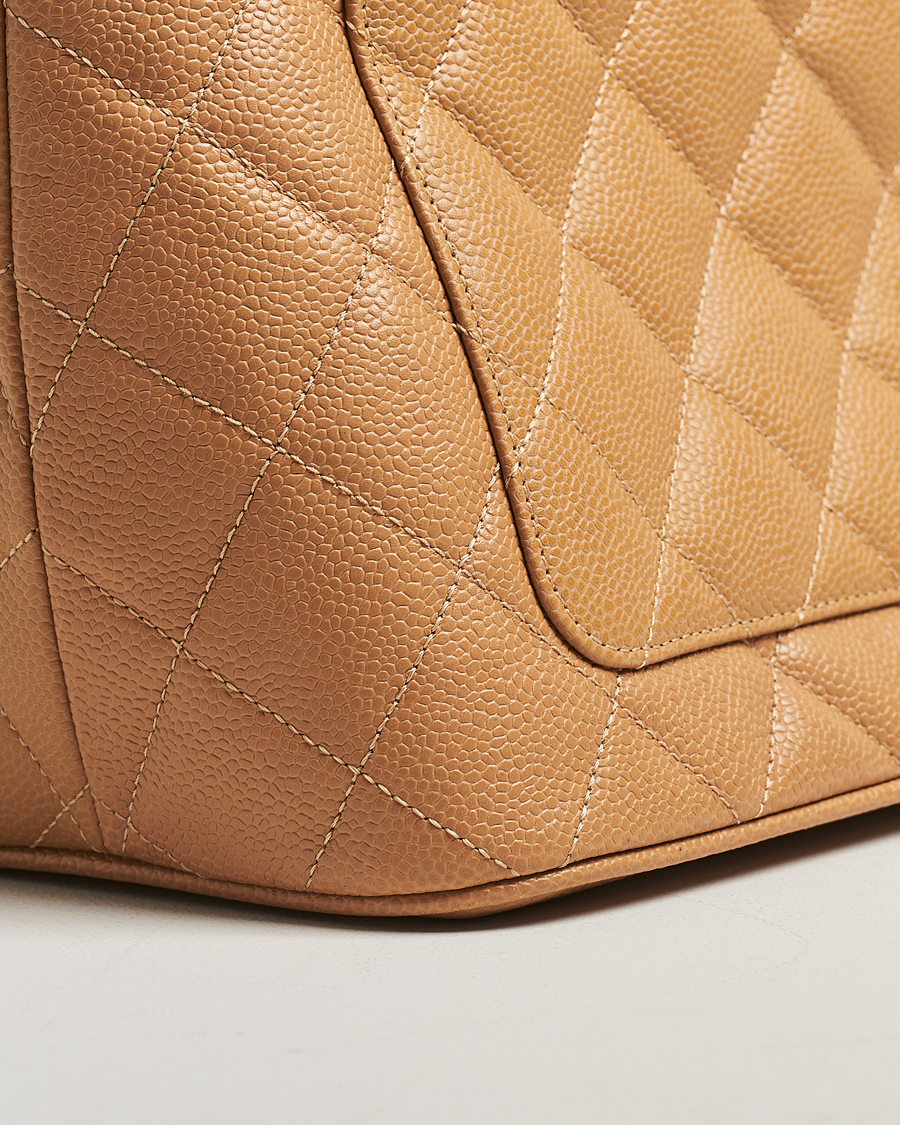Herre | Chanel Pre-Owned Medallion Tote Quilted Caviar Beige | Chanel Pre-Owned | Medallion Tote Quilted Caviar Beige