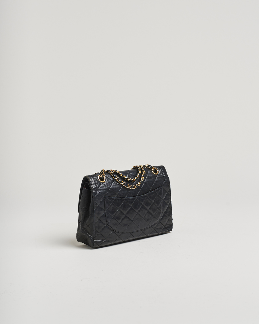 Herre | Gifts for Her | Chanel Pre-Owned | Classic Medium Double Flap Bag Black