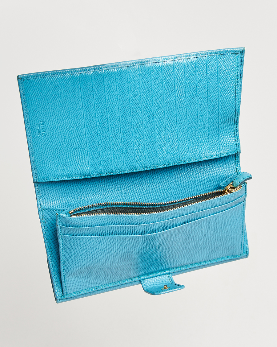 Herre | Pre-Owned & Vintage Bags | Prada Pre-Owned | Saffiano Leather Wallet Light Blue
