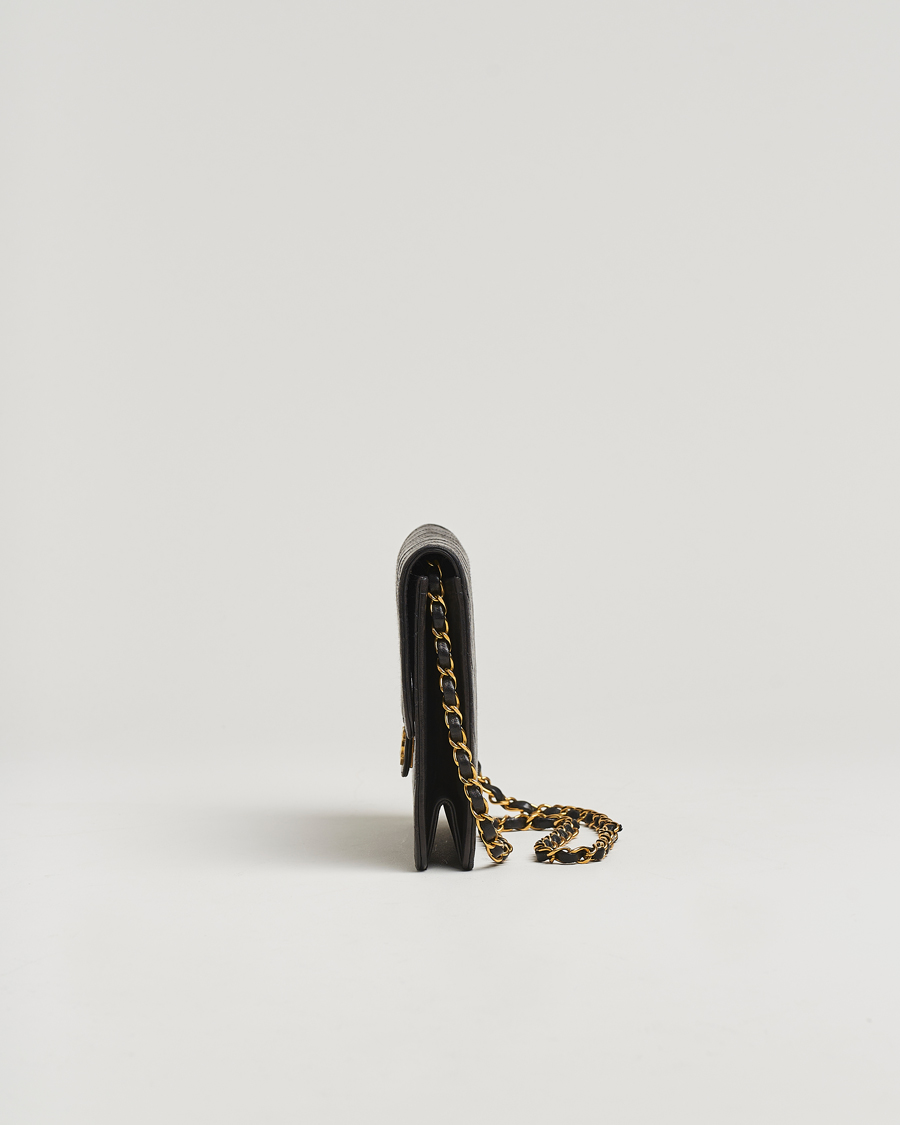 Herre | Gifts for Her | Chanel Pre-Owned | Single Flap Bag Black