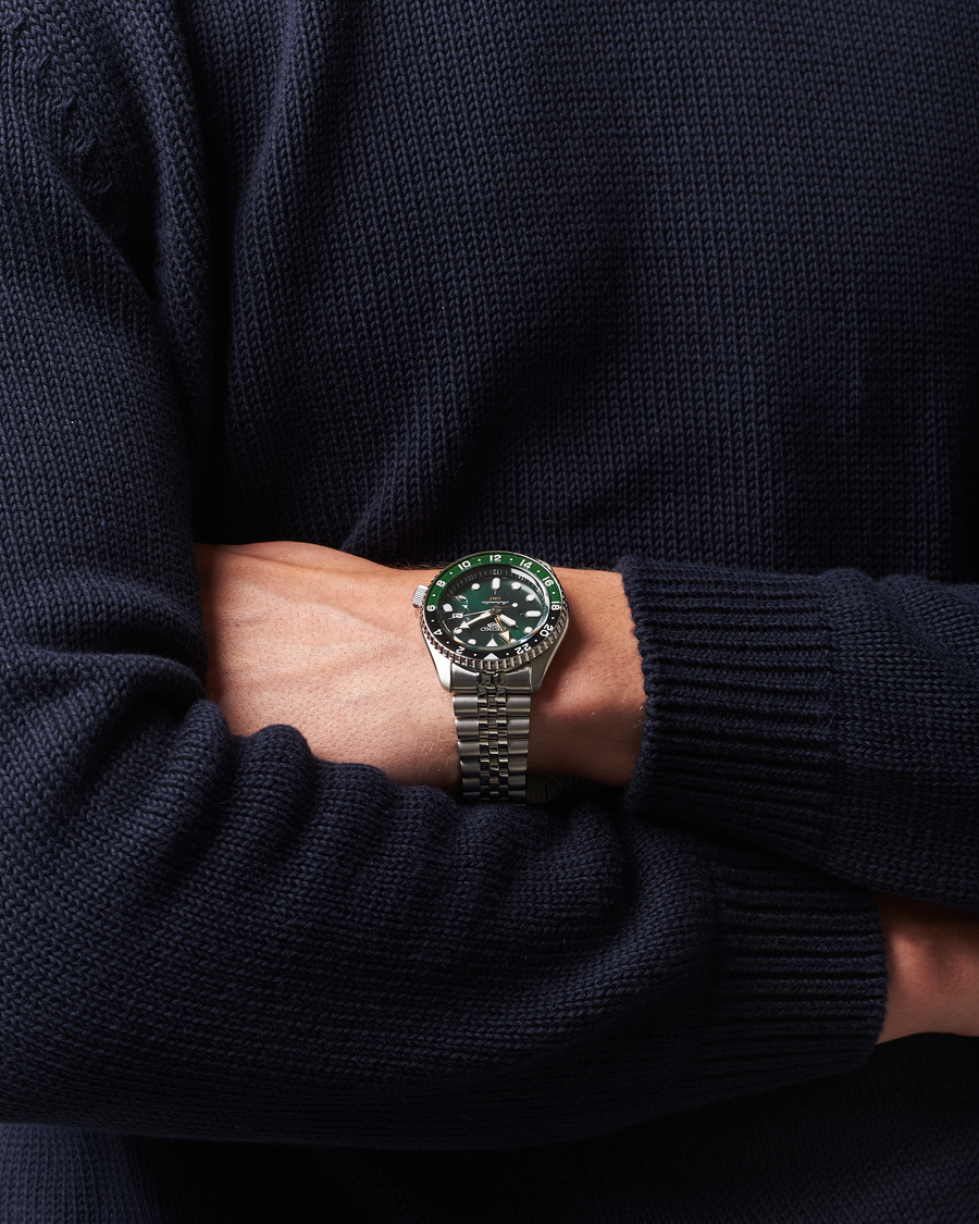 Herre | Seiko 5 Sports Automatic GMT Diver Steel 42mm Green Dial | Seiko | 5 Sports Automatic GMT Diver Steel 42mm Green Dial