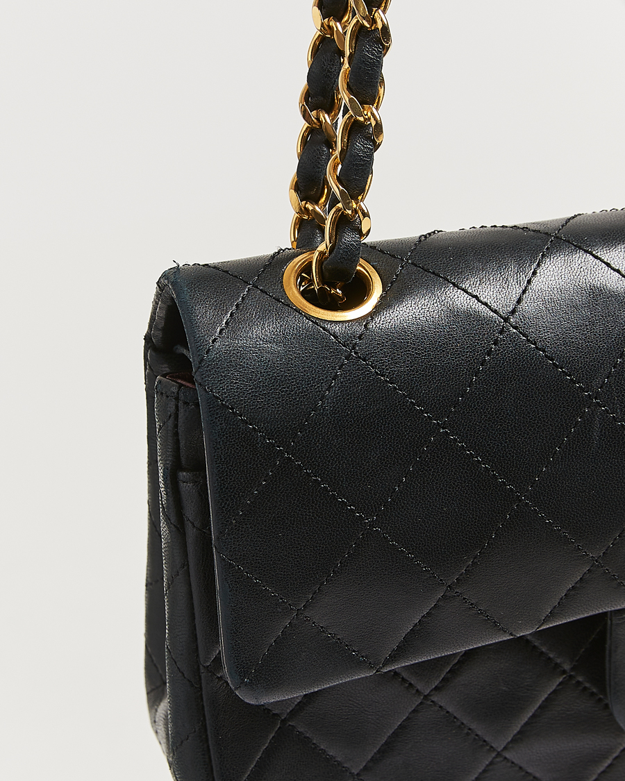 Herre | Gifts for Her | Chanel Pre-Owned | Classic Double Flap Small Lambskin Black