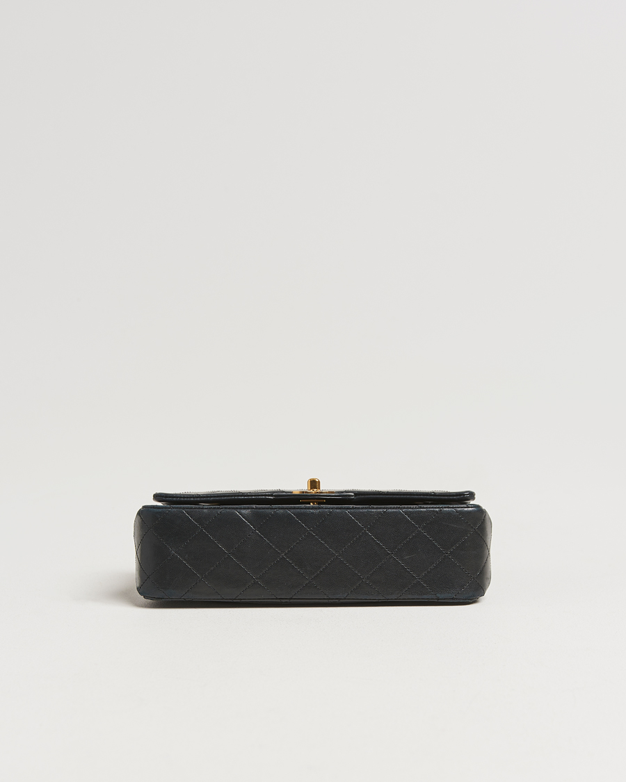 Herre | Gifts for Her | Chanel Pre-Owned | Classic Double Flap Small Lambskin Black
