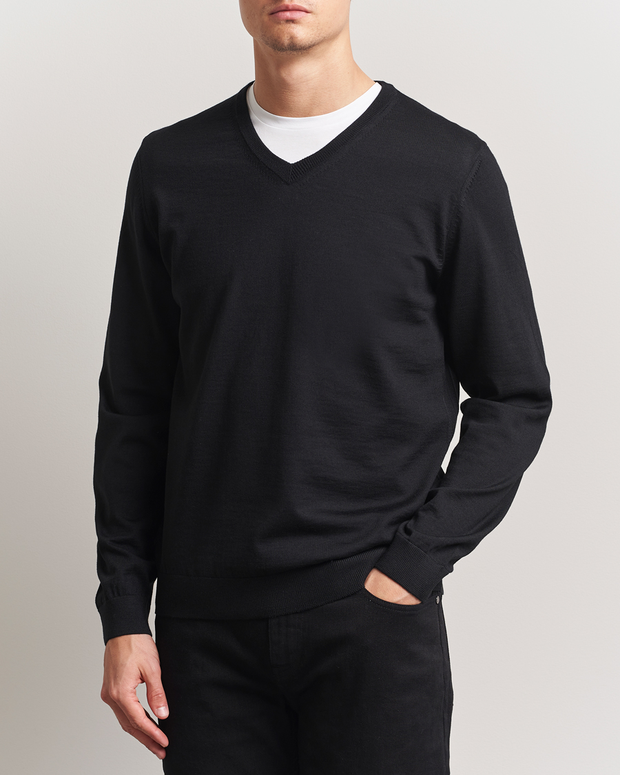 Herre | Gensere | BOSS BLACK | Melba Wool V-Neck Pullover Black