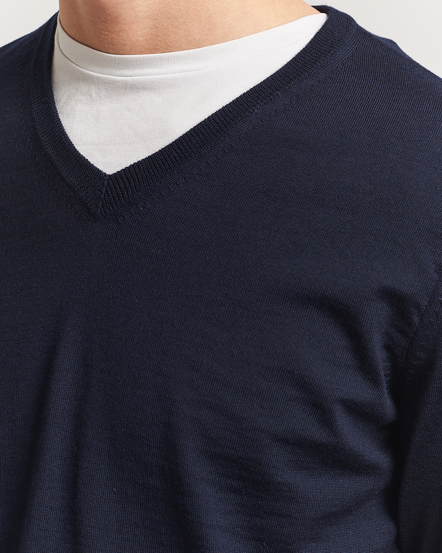 Herre | Gensere | BOSS BLACK | Melba Wool V-Neck Pullover Dark Blue