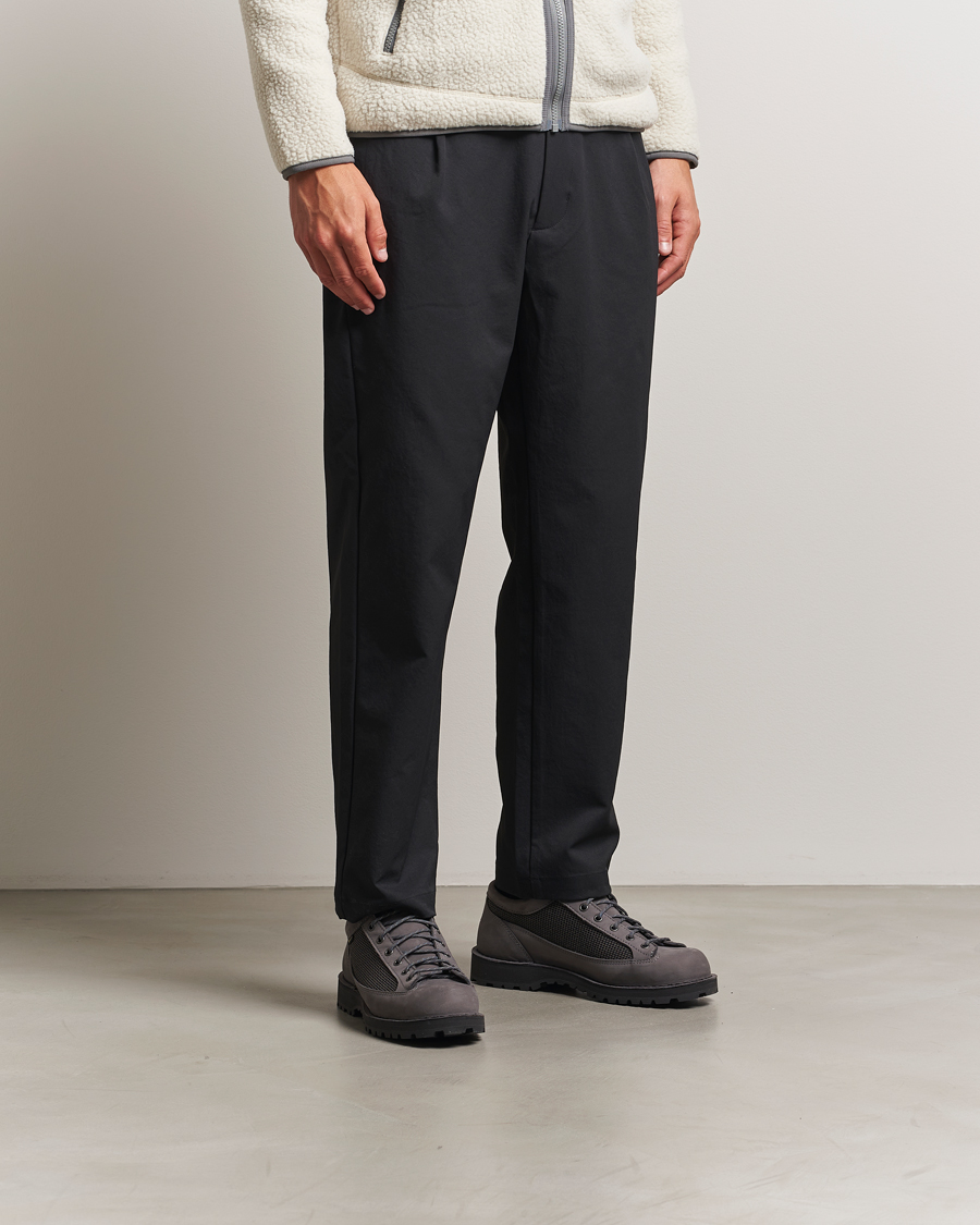 Herre | Tursko | Danner | Field GORE-TEX Low Boot Grey Nubuck