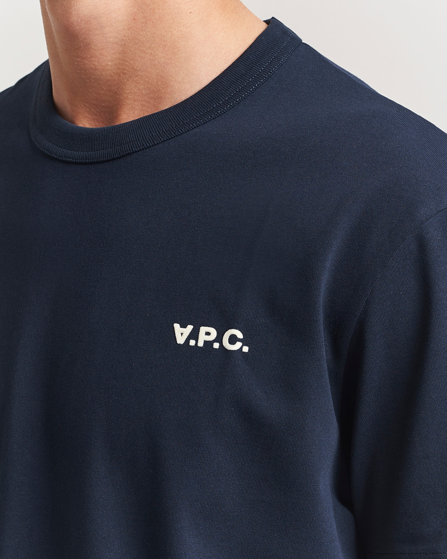 Herre | T-Shirts | A.P.C. | Boxy Fit Petit VPC T-Shirt Dark Navy/Ecru