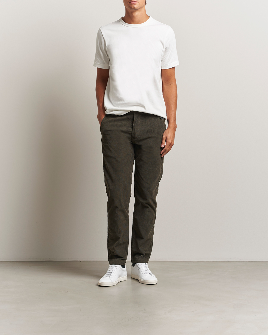 Herre | Bukser | Levi's | 14W Corduroy Chino Black Olive