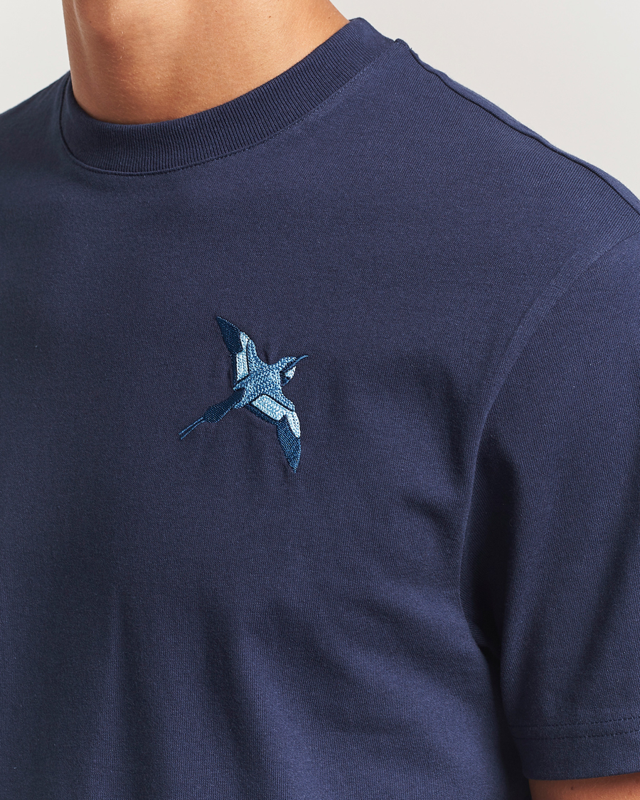 Herre | T-Shirts | Axel Arigato | Micro Bee Bird T-Shirt Navy