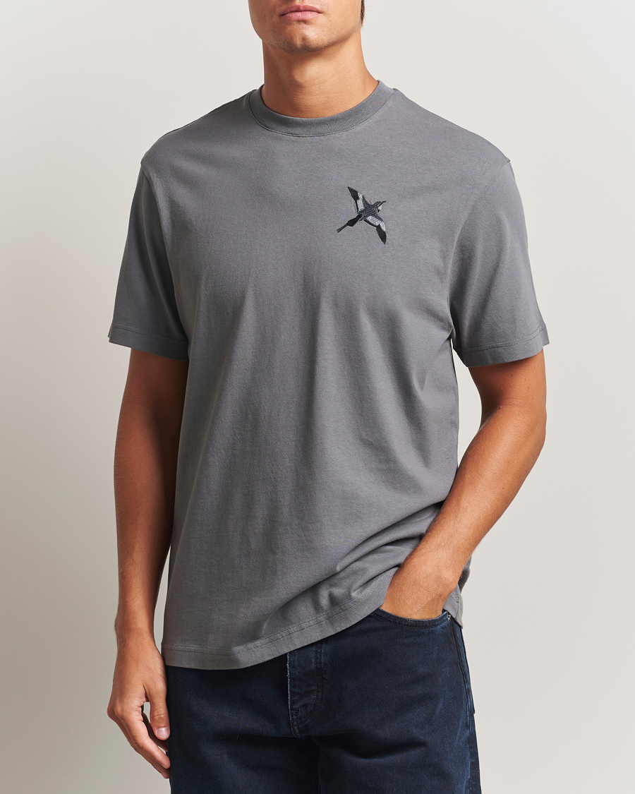 Herre | T-Shirts | Axel Arigato | Micro Bee Bird T-Shirt Steel Grey