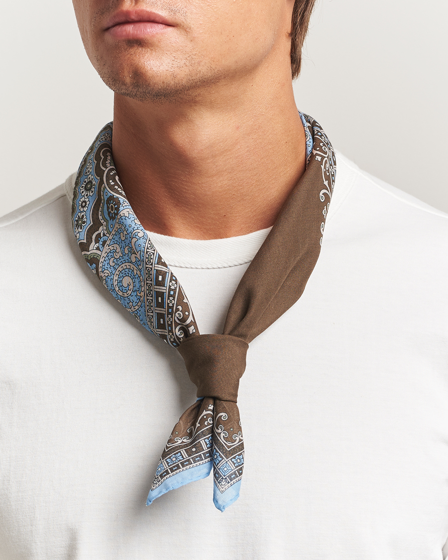 Herre | Scarves | Amanda Christensen | Cotton Voilé Printed Paisley Bandana Brown