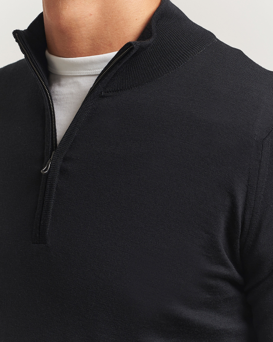 Herre | Gensere | John Smedley | Barrow Extra Fine Merino Half Zip Black