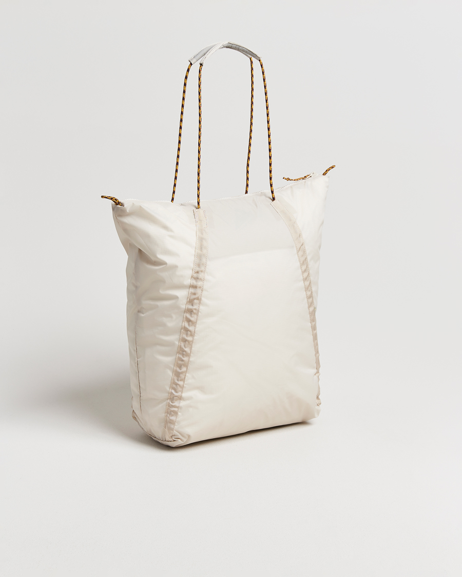 Herre | Vesker | Klättermusen | Gebo 23L Lightweight Totebag Putty Grey