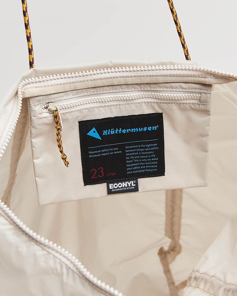 Herre | Vesker | Klättermusen | Gebo 23L Lightweight Totebag Putty Grey
