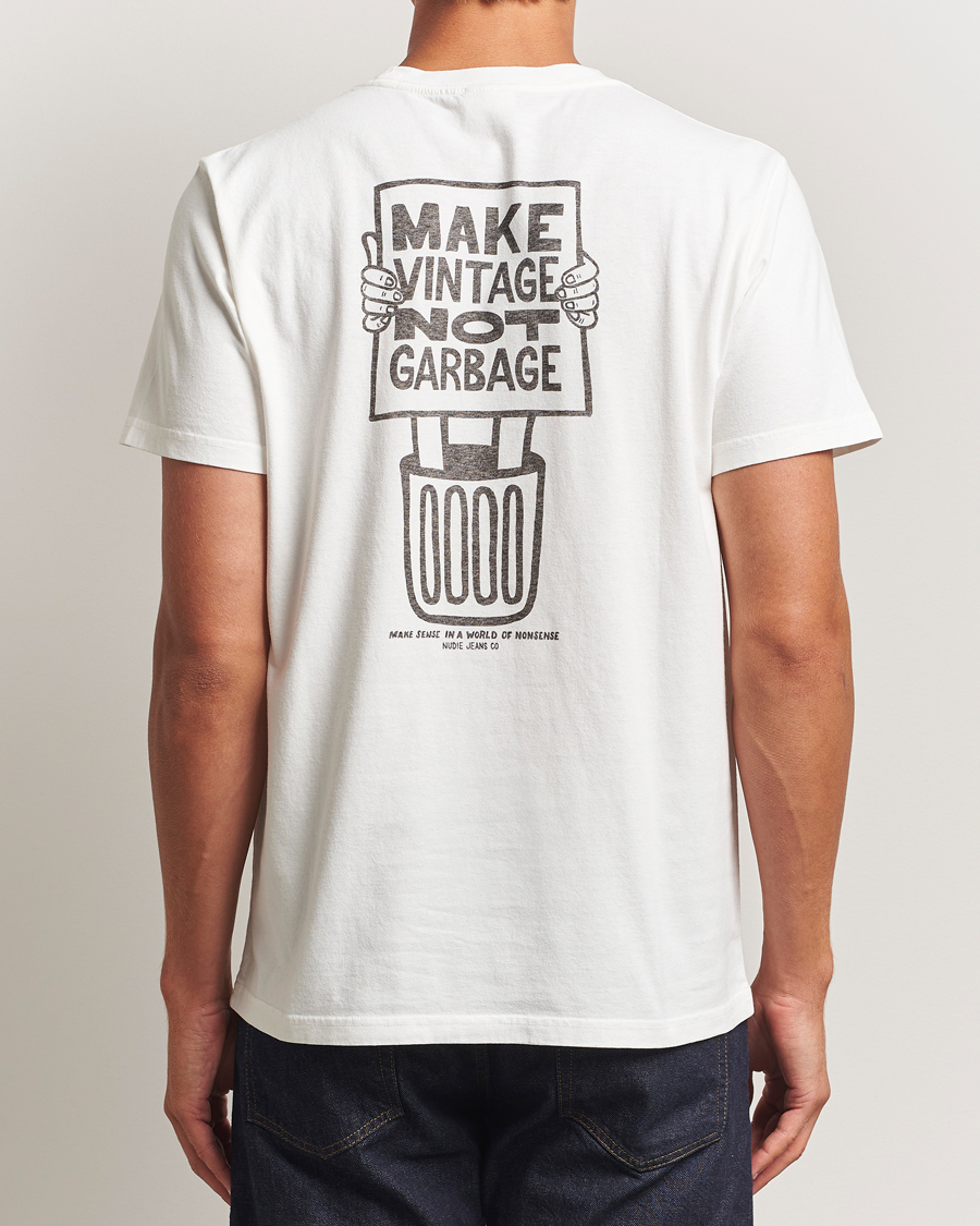 Herre | T-Shirts | Nudie Jeans | Roy Garbage T-Shirt Chalk White