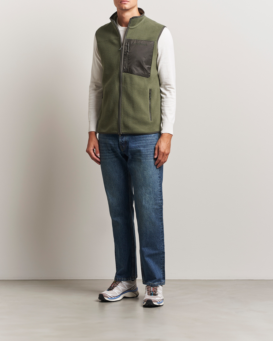 Herre | Gensere | Peak Performance | Pile Vest Pine Needle