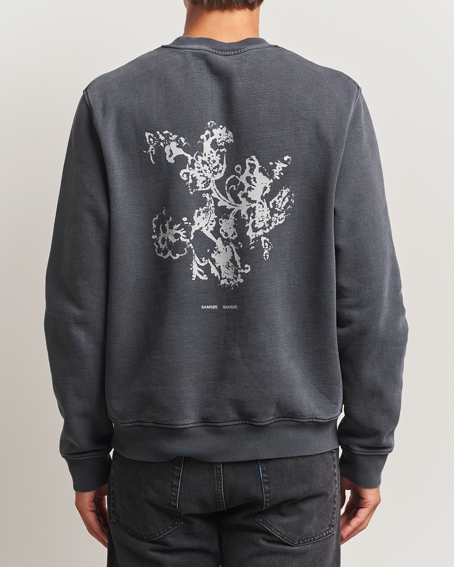 Herre | Gensere | Samsøe Samsøe | Phil Printed Crew Neck Sweatshirt Washed Black