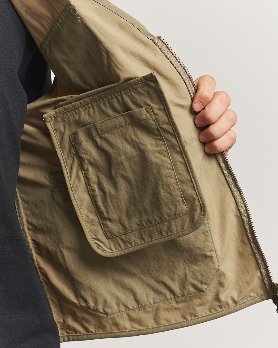 Herre | Vester | Barbour Heritage | Utility Editor Casual Vest British Khaki